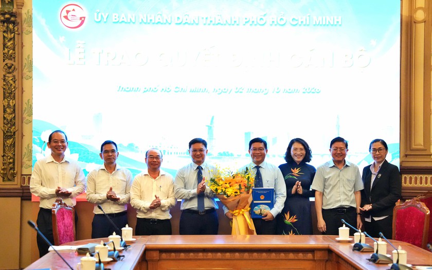 PGS.TS L&ecirc; Tuấn Anh được bổ nhiệm giữ chức Hiệu trưởng Trường Đại học Thủ Dầu Một - Ảnh 2.