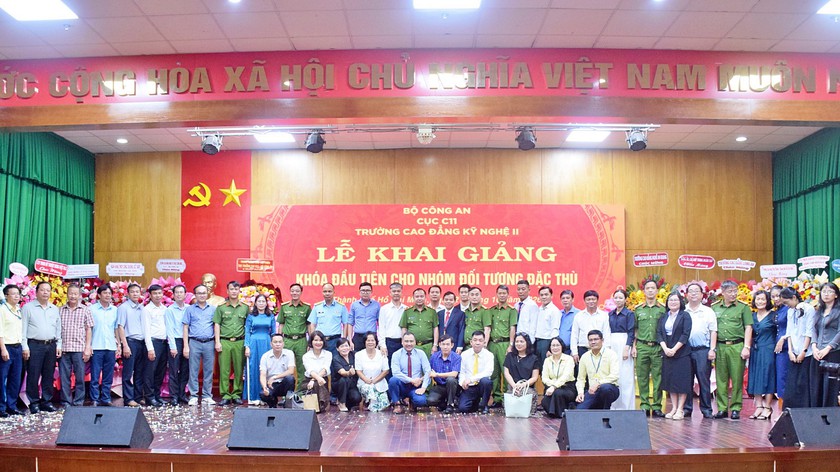 Trường Cao đẳng Kỹ nghệ II, Bộ C&ocirc;ng an khai giảng kh&oacute;a đ&agrave;o tạo nghề cho 1.597 học vi&ecirc;n - Ảnh 1.