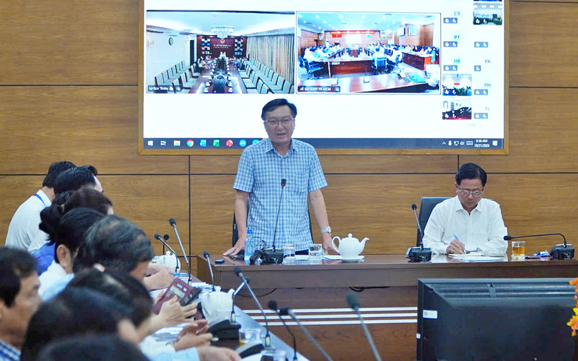 Hiệu trưởng chịu tr&aacute;ch nhiệm giải tr&igrave;nh khi xếp thời kh&oacute;a biểu - Ảnh 1.