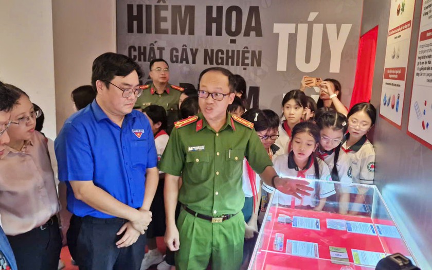 Kh&aacute;nh th&agrave;nh kh&ocirc;ng gian học tập cộng đồng về ph&ograve;ng, chống ma t&uacute;y tại Trường Đại học Sư phạm Th&agrave;nh phố Hồ Ch&iacute; Minh - Ảnh 3.