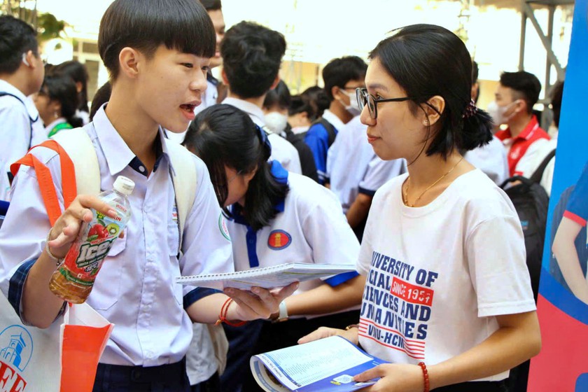 Đổi mới hợp t&aacute;c giữa Trường phổ th&ocirc;ng với Trường Đại học - Ảnh 1.