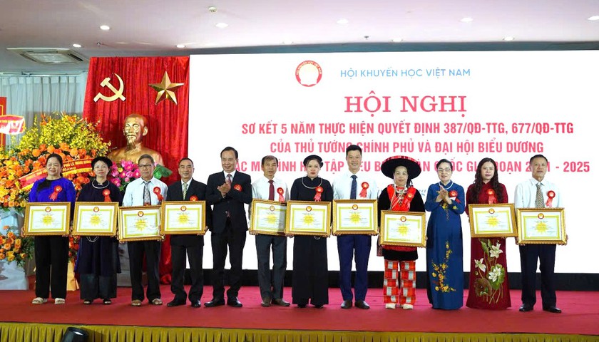 D&ograve;ng họ Đ&agrave;m &Iacute;ch (Cao Bằng) hơn 300 năm giữ g&igrave;n nếp nh&agrave;, nối d&agrave;i truyền thống khuyến học - Ảnh 1.