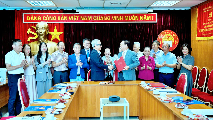 Hội Khuyến học Việt Nam v&agrave; The Vietnam Foundation: Hợp t&aacute;c đưa nền tảng số v&agrave; tri thức mở đến mọi người d&acirc;n - Ảnh 1.