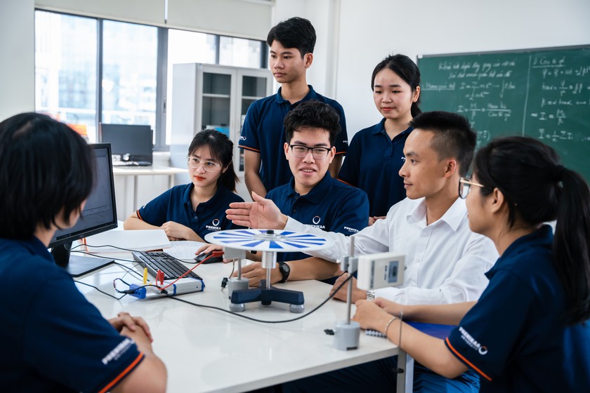 Quy định chế độ l&agrave;m việc, bổ nhiệm v&agrave; xếp lương với nh&acirc;n sự hỗ trợ gi&aacute;o dục đại học - Ảnh 1.