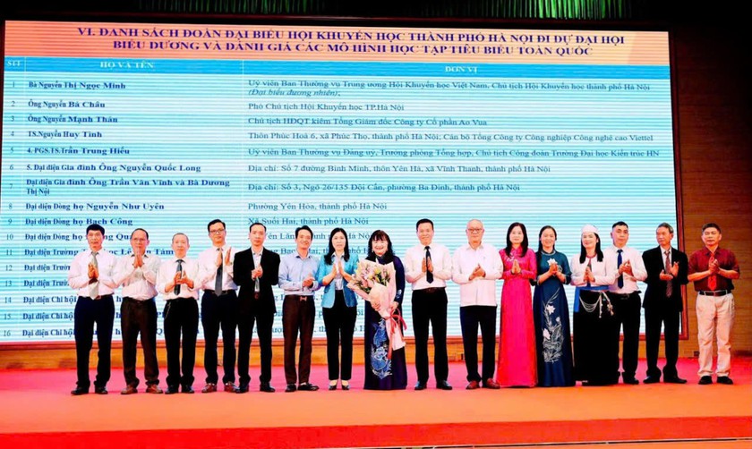 Chuyện về d&ograve;ng họ học tập ti&ecirc;u biểu dưới ch&acirc;n n&uacute;i Tản - Ảnh 7.