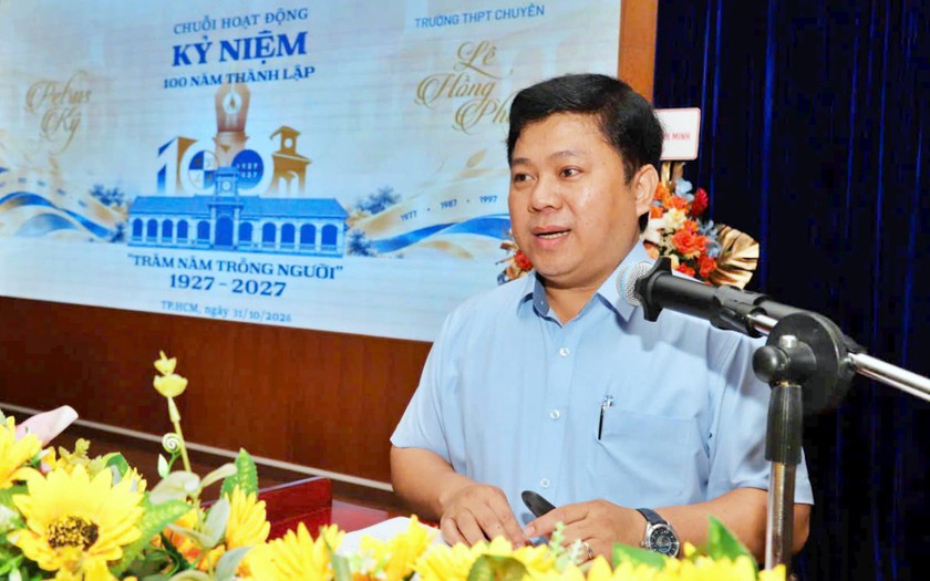 Trường chuy&ecirc;n đầu ti&ecirc;n tại Th&agrave;nh phố Hồ Ch&iacute; Minh x&acirc;y dựng kho tư liệu số, s&aacute;ch nghi&ecirc;n cứu lịch sử 100 năm - Ảnh 1.