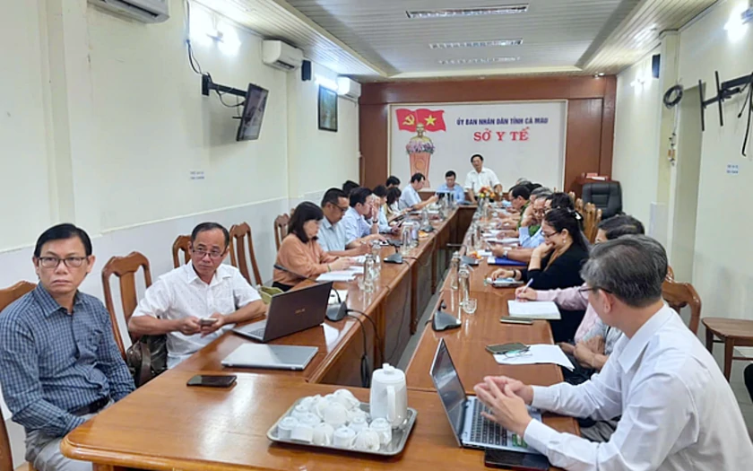 C&agrave; Mau khẩn cấp ứng ph&oacute; dịch n&atilde;o m&ocirc; cầu sau khi c&oacute; th&ecirc;m 2 ca tử vong - Ảnh 3.