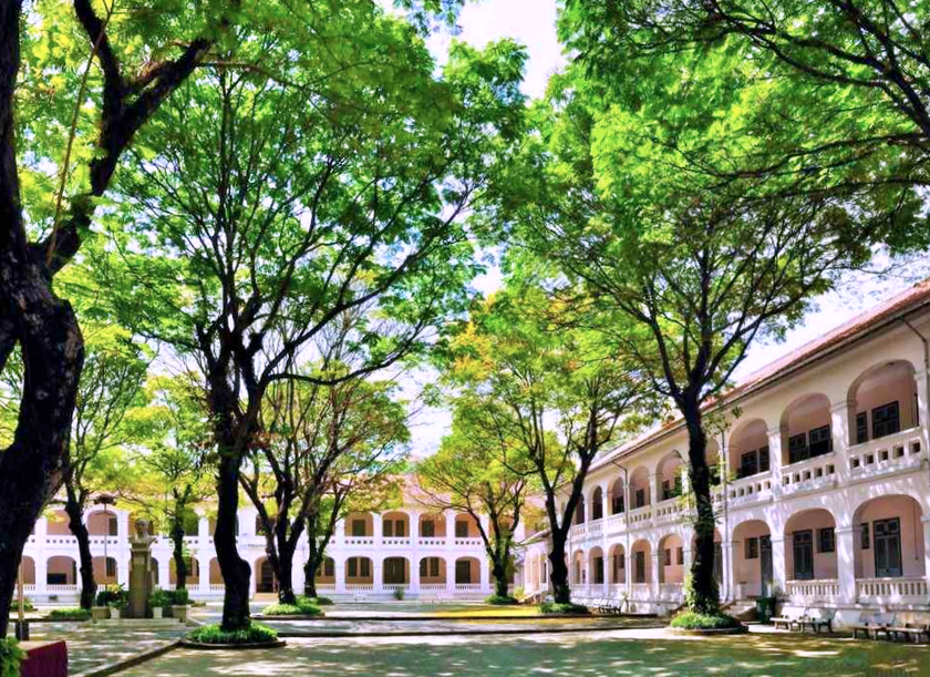 Trường chuy&ecirc;n đầu ti&ecirc;n tại Th&agrave;nh phố Hồ Ch&iacute; Minh x&acirc;y dựng kho tư liệu số, s&aacute;ch nghi&ecirc;n cứu lịch sử 100 năm - Ảnh 3.