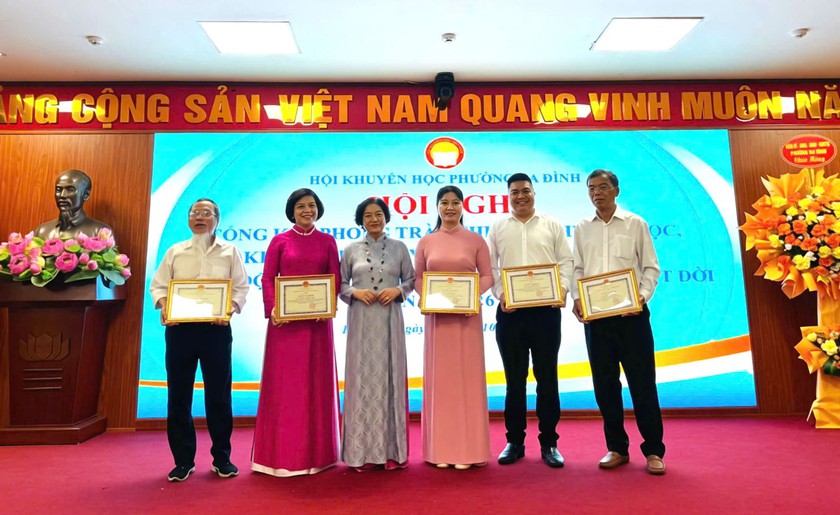 Ba Đ&igrave;nh (H&agrave; Nội) đẩy mạnh khuyến học, khuyến t&agrave;i, x&acirc;y dựng x&atilde; hội học tập - Ảnh 5.