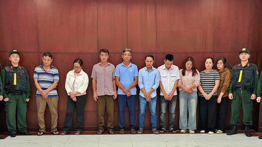 Triệt ph&aacute; đường d&acirc;y "vỗ b&eacute;o" heo bằng chất độc hại rồi b&aacute;n ra thị trường thu lợi 600 tỷ đồng - Ảnh 1.