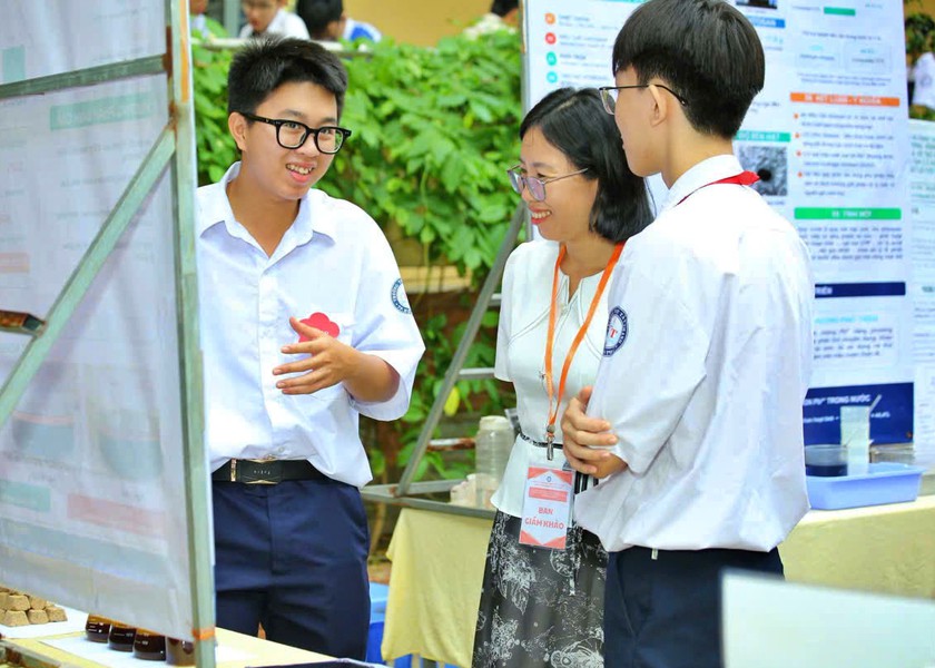 Th&agrave;nh phố Hồ Ch&iacute; Minh th&uacute;c đẩy đổi mới s&aacute;ng tạo từ tinh thần tự học, học tập suốt đời - Ảnh 3.