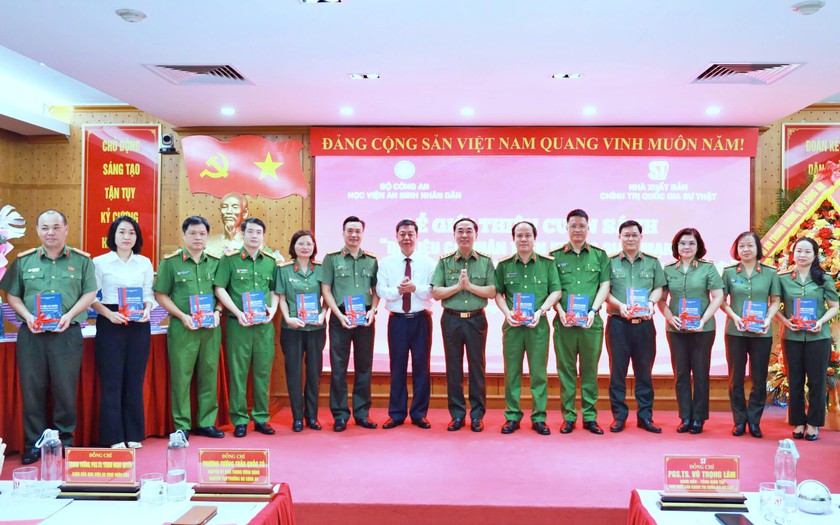 Dữ liệu c&aacute; nh&acirc;n tr&ecirc;n kh&ocirc;ng gian mạng - Những vấn đề đặt ra trong kỷ nguy&ecirc;n ph&aacute;t triển mới - Ảnh 3.