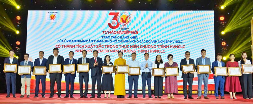 30 năm H&agrave;ng Việt Nam Chất lượng cao - Ảnh 3.
