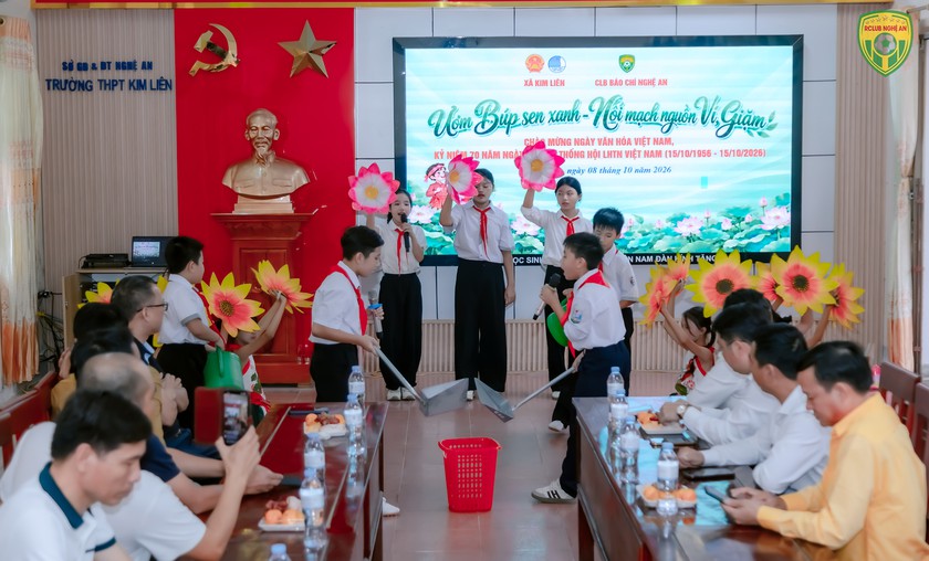 Ra mắt c&acirc;u lạc bộ d&acirc;n ca V&iacute;, Giặm tr&ecirc;n qu&ecirc; hương B&aacute;c Hồ - Ảnh 3.