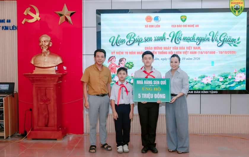 Ra mắt c&acirc;u lạc bộ d&acirc;n ca V&iacute;, Giặm tr&ecirc;n qu&ecirc; hương B&aacute;c Hồ - Ảnh 11.