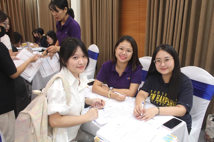 Mở cổng đăng k&yacute; thi HAS, cao điểm ghi nhận hơn 170.000 t&agrave;i khoản truy cập đồng thời - Ảnh 1.