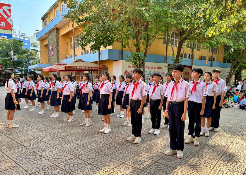 Trường Trung học cơ sở Trần Văn Quang đạt th&agrave;nh t&iacute;ch cao tại Hội thi Nghi thức Đội - Ảnh 3.