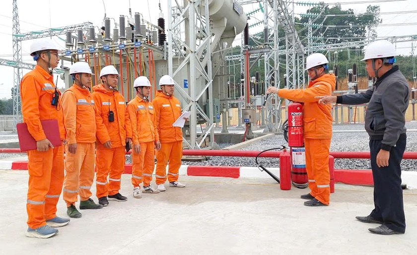 Điện lực L&agrave;o Cai vững bước v&agrave;o năm mới - Ảnh 9.