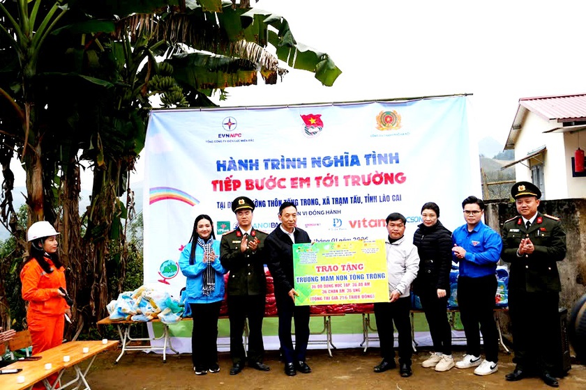 Điện lực L&agrave;o Cai vững bước v&agrave;o năm mới - Ảnh 1.