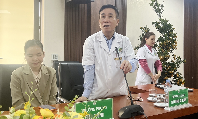 Trao 140 suất qu&agrave; cho bệnh nh&acirc;n ng&agrave;y cận Tết - Ảnh 3.