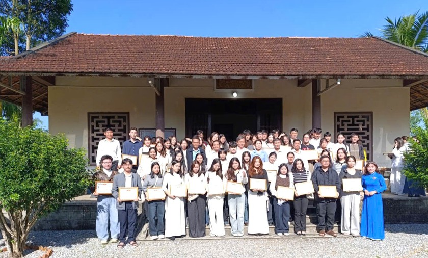 Gia Lai: Hội khuyến học các cấp trao gần 300 triệu đồng cho sinh viên dịp Tết Bính Ngọ 2026 - Ảnh 1.