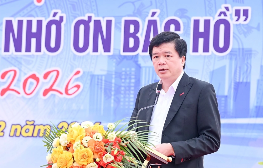 Nghệ An ph&aacute;t động trồng c&acirc;y xanh b&ecirc;n bờ biển Cửa L&ograve; - Ảnh 3.