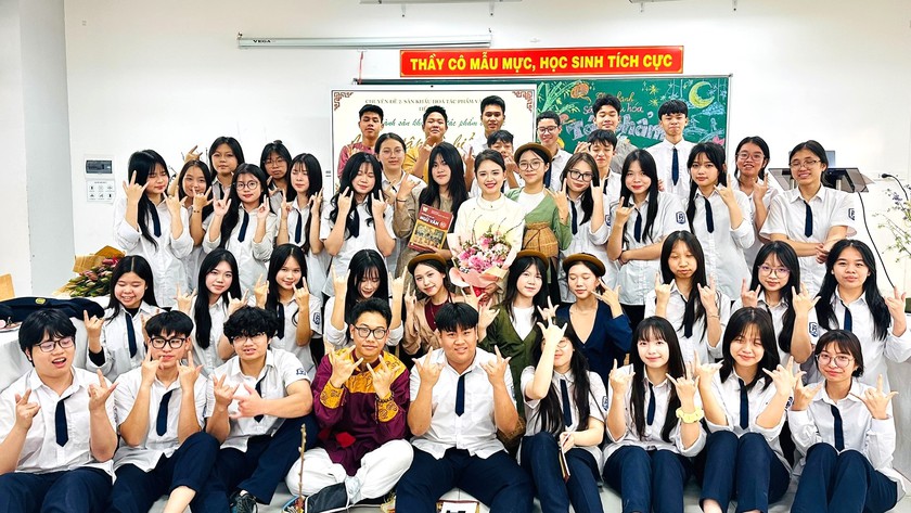 Hà Nội khảo sát học sinh lớp 11 và 12: Lịch kiểm tra và những lưu ý quan trọng - Ảnh 1.