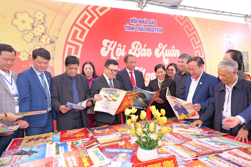 Hội B&aacute;o Xu&acirc;n B&iacute;nh Ngọ tỉnh Th&aacute;i Nguy&ecirc;n 2026: Kết nối b&aacute;o ch&iacute; với d&ograve;ng chảy văn h&oacute;a truyền thống - Ảnh 5.