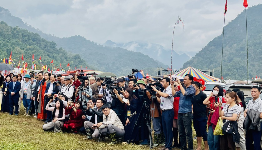 Hội B&aacute;o Xu&acirc;n B&iacute;nh Ngọ tỉnh Th&aacute;i Nguy&ecirc;n 2026: Kết nối b&aacute;o ch&iacute; với d&ograve;ng chảy văn h&oacute;a truyền thống - Ảnh 13.