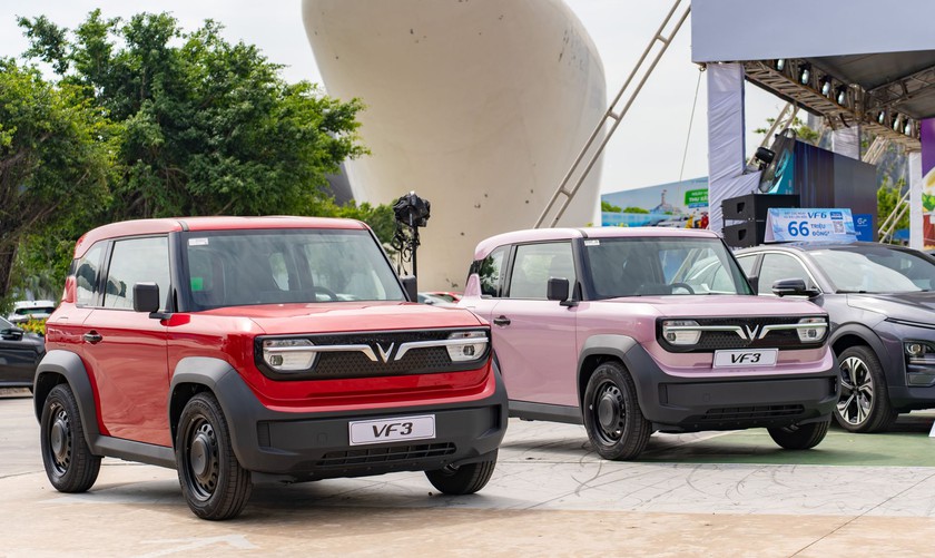 VinFast VF 3 v&agrave;o vai &ldquo;xe du xu&acirc;n quốc d&acirc;n&rdquo; của người trẻ - Ảnh 1.