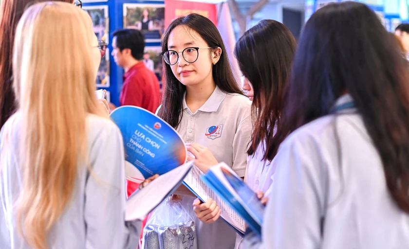 Hướng dẫn chi tiết c&aacute;ch t&iacute;nh điểm ưu ti&ecirc;n tuyển sinh 2026 mới nhất - Ảnh 1.