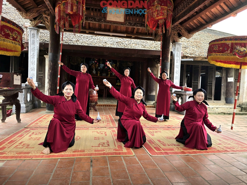 M&ugrave;a xu&acirc;n tr&ecirc;n Đất Tổ - Ảnh 4.