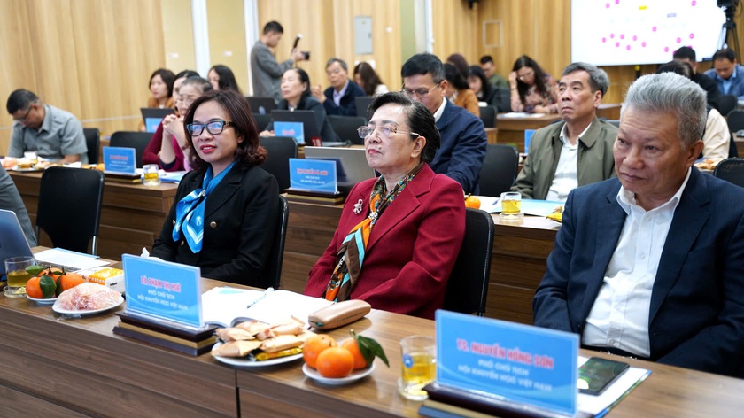 Hội Khuyến học Việt Nam tập huấn sử dụng phần mềm đ&aacute;nh gi&aacute; m&ocirc; h&igrave;nh "C&ocirc;ng d&acirc;n học tập", cập nhật dữ liệu mới - Ảnh 2.