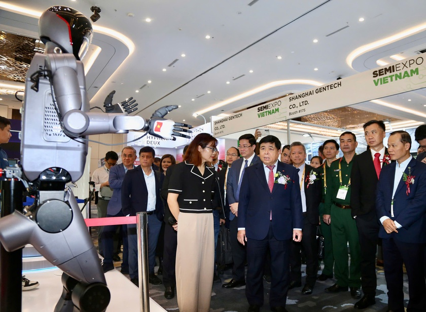 84 c&ocirc;ng nghệ cao ưu ti&ecirc;n đầu tư: Việt Nam đặt trọng t&acirc;m v&agrave;o AI, b&aacute;n dẫn v&agrave; robot - Ảnh 1.