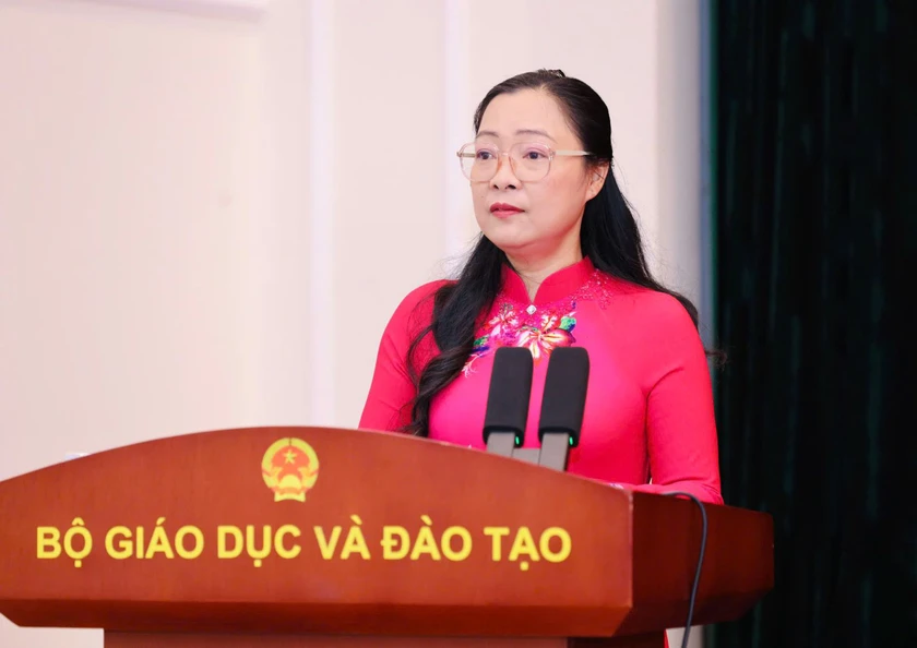 Bộ Gi&aacute;o dục v&agrave; Đ&agrave;o tạo c&ocirc;ng bố quyết định tiếp nhận, bổ nhiệm Thứ trưởng Nguyễn Thị Quy&ecirc;n Thanh - Ảnh 2.