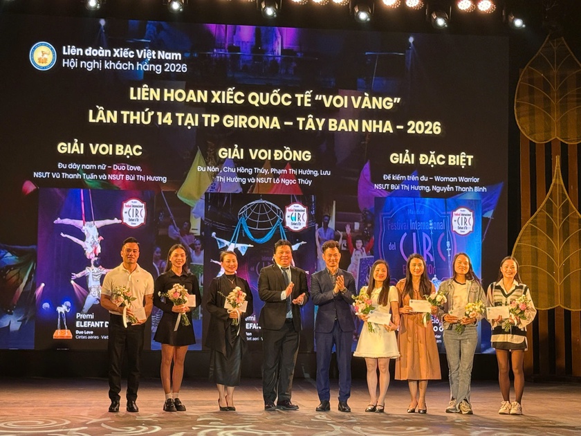 Liên đoàn Xiếc Việt Nam lần đầu tiên thực hiện dự án "Nâng bước chân em" với trẻ khuyết tật - Ảnh 7.