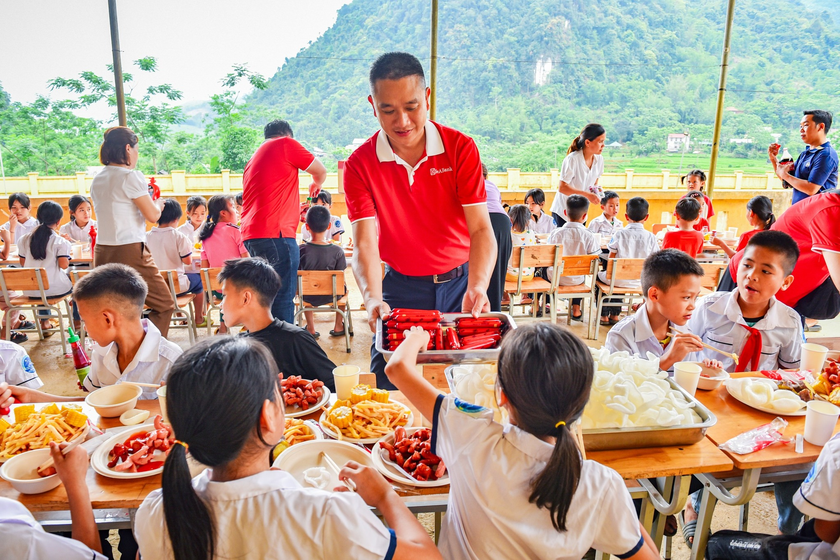 SeABank: Khi văn h&oacute;a thiện nguyện trở th&agrave;nh nền tảng gắn kết nội bộ - Ảnh 4.