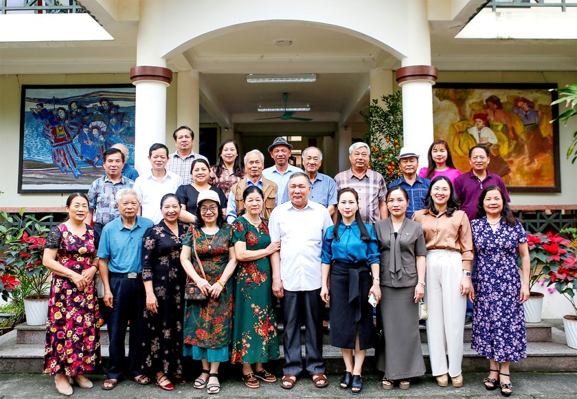 Mở đợt s&aacute;ng t&aacute;c Văn học - Nghệ thuật tổng hợp về &ldquo;L&agrave;o Cai hạnh ph&uacute;c&rdquo; - Ảnh 5.