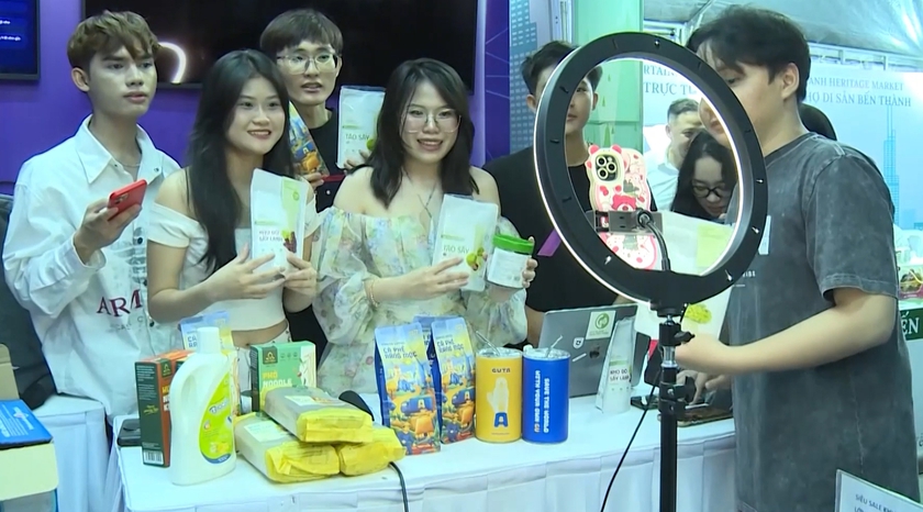 Để kh&ocirc;ng phạm luật cần nhớ 7 nội dung khi livestream b&aacute;n h&agrave;ng từ 01/7 - Ảnh 1.