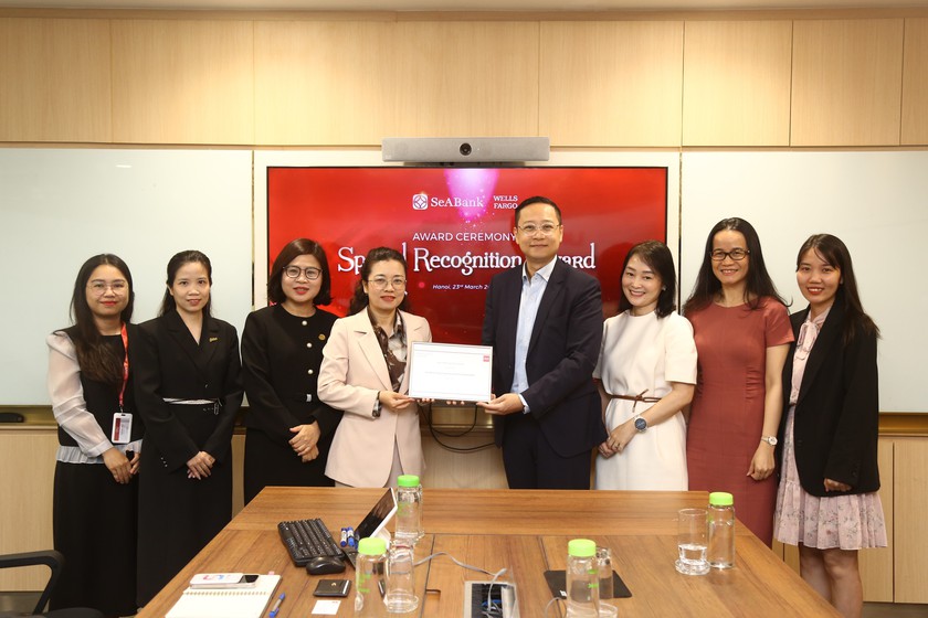 Wells Fargo trao tặng Giải thưởng &ldquo;Ng&acirc;n h&agrave;ng được c&ocirc;ng nhận đặc biệt về thanh to&aacute;n quốc tế 2024-2025&rdquo; cho SeABank- Ảnh 1.