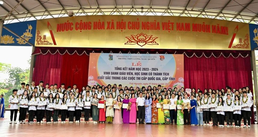 80 năm Trường THPT Lương Ngọc Quyến trong d&ograve;ng chảy đổi mới gi&aacute;o dục - Ảnh 5.