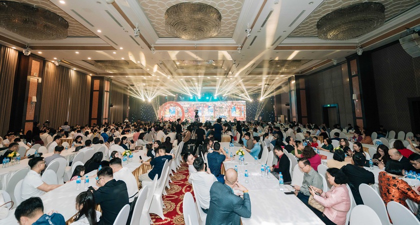 Về quê ăn Tết, Việt kiều Hải Phòng “chốt” liền 2 căn Vinhomes Golden City trong một ngày - Ảnh 1.