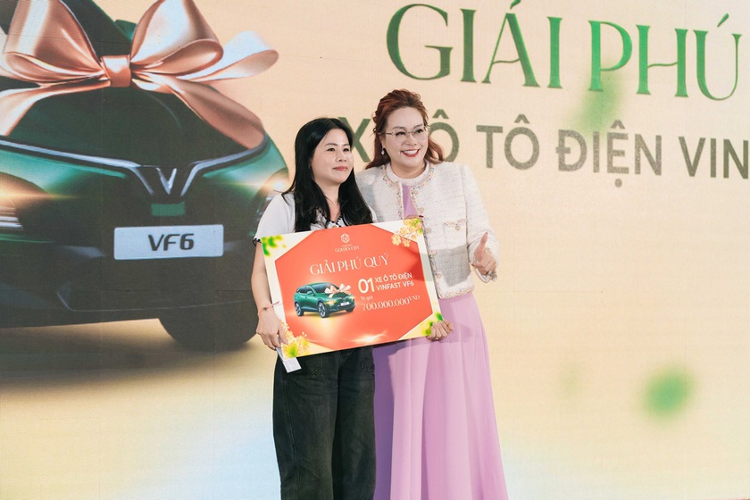 Về quê ăn Tết, Việt kiều Hải Phòng “chốt” liền 2 căn Vinhomes Golden City trong một ngày - Ảnh 2.