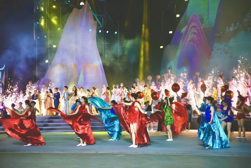 Chương tr&igrave;nh nghệ thuật khai mạc Carnaval Hạ Long 2026, dự kiến thu h&uacute;t 80.000 kh&aacute;n giả - Ảnh 1.