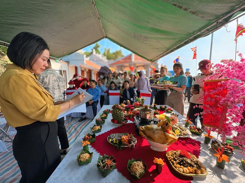 Độc đáo Hội thi Ẩm thực biển ở Đặc khu Cô Tô- Quảng Ninh - Ảnh 3.