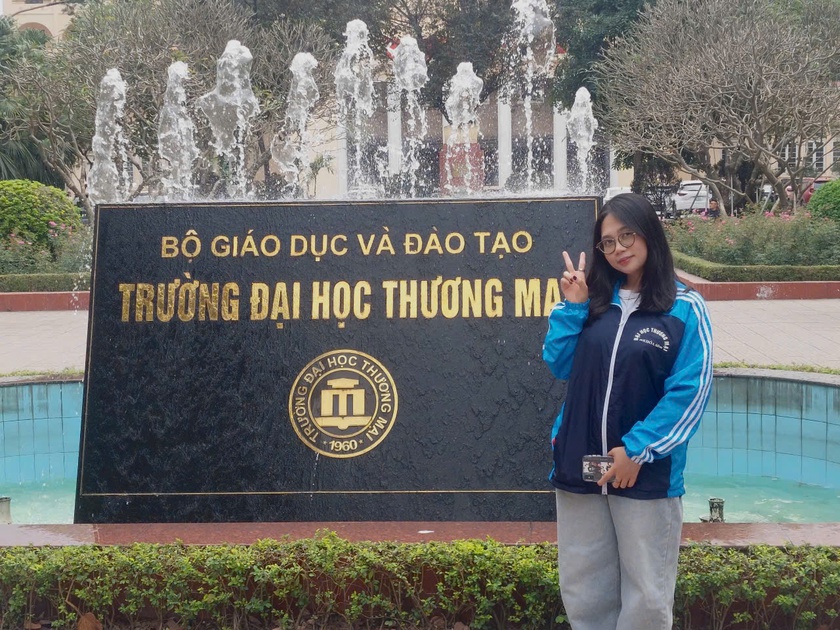 Đồng h&agrave;nh chắp c&aacute;nh nu&ocirc;i dưỡng ước mơ học sinh ngh&egrave;o- Ảnh 1.