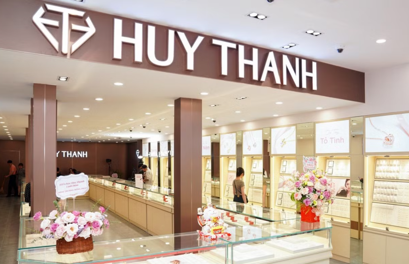 Thanh tra đột xuất, ph&aacute;t hiện nhiều sai phạm tại Huy Thanh Jewelry, người đứng sau doanh nghiệp l&agrave; ai?- Ảnh 1.