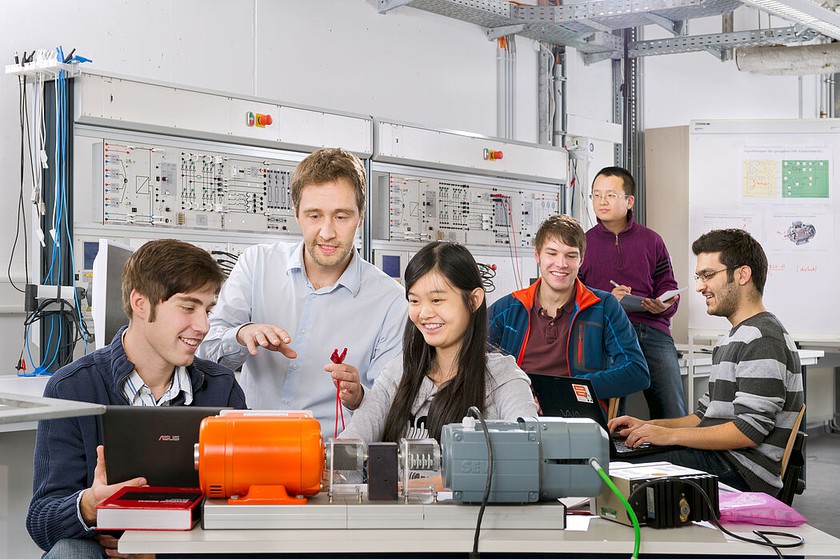 học bổng Ch&iacute;nh phủ Đức l&ecirc;n tới 2.000 euro/th&aacute;ng d&agrave;nh cho du học sinh Việt - Ảnh 1.