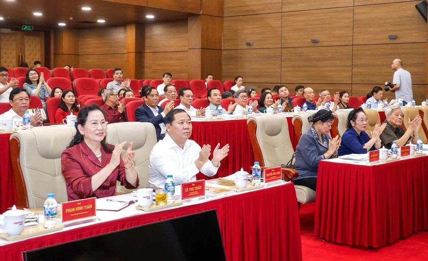 Đoàn Chủ tịch Ủy ban Trung ương Mặt trận Tổ quốc Việt Nam thảo luận nhiều vấn đề then chốt - Ảnh 5.