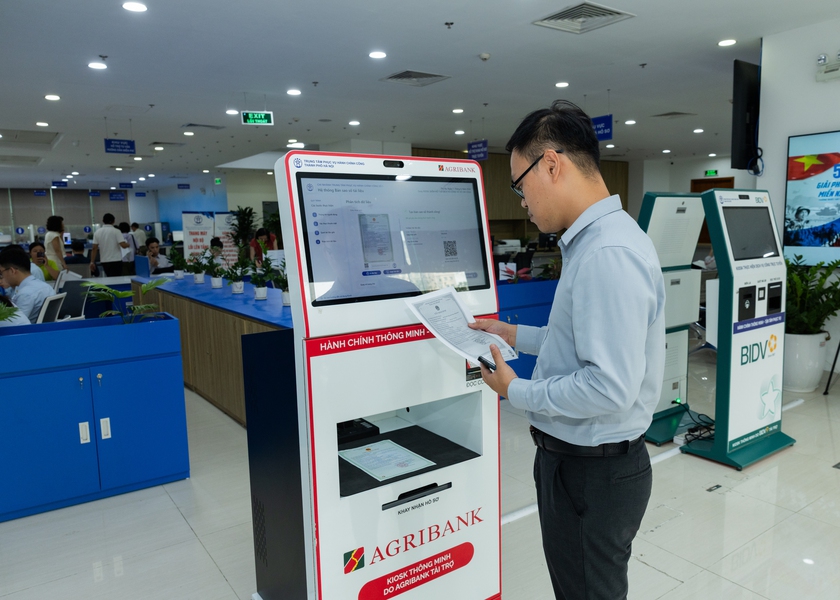 Agribank lan tỏa gi&aacute; trị số từ m&ocirc; h&igrave;nh Kiosk th&ocirc;ng minh phục vụ h&agrave;nh ch&iacute;nh c&ocirc;ng- Ảnh 3.